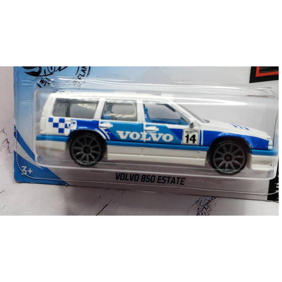 Hot Wheels 2020 HW Race Day 2/10 White Volvo 850 Estate With Black 10sp Wheels - Picture 3 of 8